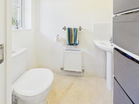 3 bedroom End of terrace house for sale in Fallows Road, Reading, RG7