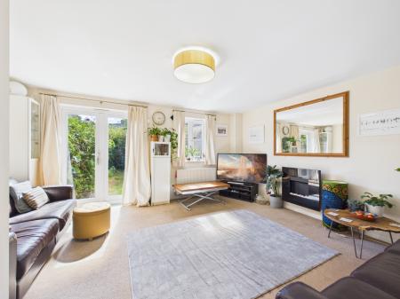 3 bedroom End of terrace house for sale in Fallows Road, Reading, RG7