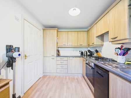 3 bedroom End of terrace house for sale in Fallows Road, Reading, RG7