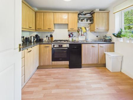 3 bedroom End of terrace house for sale in Fallows Road, Reading, RG7