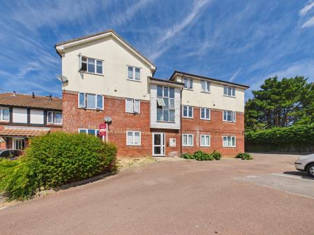 Odette Gardens, Tadley, RG26
