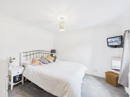4 bedroom Semi-detached house for sale in Little London Road, Silchester, RG7