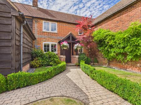 4 bedroom Semi-detached house for sale in Little London Road, Silchester, RG7