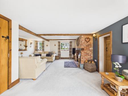 4 bedroom Semi-detached house for sale in Little London Road, Silchester, RG7