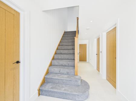 4 bedroom Detached house to let in Aldermaston Road, Pamber Green, Tadley, RG26
