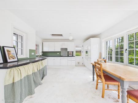 3 bedroom Semi-detached house for sale in 8 Oakley Road, Hannington, Tadley, RG26