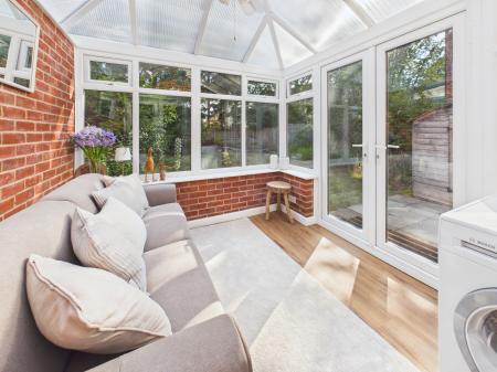 2 bedroom Semi-detached house for sale in Stanley Close, Baughurst, RG26