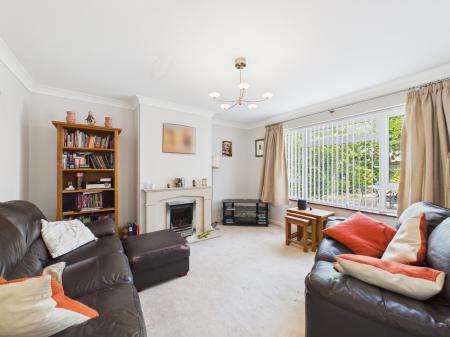4 bedroom Semi-detached house for sale in Wellington Crescent, Baughurst, RG26