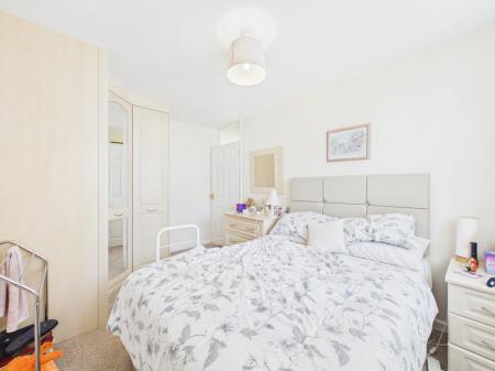 4 bedroom Semi-detached house for sale in Wellington Crescent, Baughurst, RG26