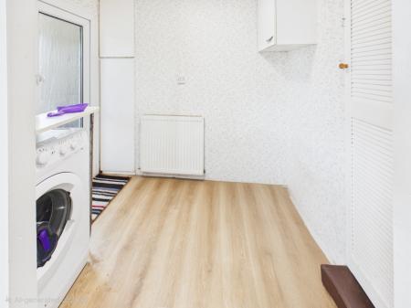 2 bedroom Park home for sale in Laburnum Rise, Crookham Common, RG19