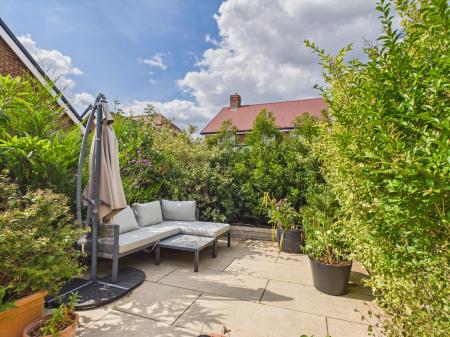2 bedroom Semi-detached house for sale in Brae Burn Place, Bramley, RG26