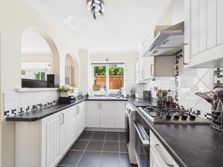 1 bedroom Cluster house for sale in Finch Close, Tadley, RG26