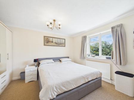 1 bedroom Cluster house for sale in Finch Close, Tadley, RG26