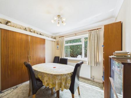 4 bedroom Detached house for sale in Heathlands, Baughurst, RG26