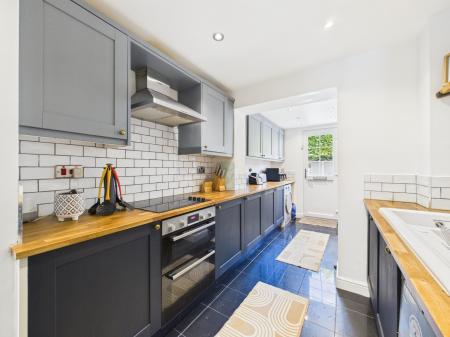 3 bedroom End of terrace house for sale in Handel Close, Basingstoke, RG22