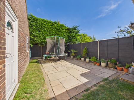 3 bedroom End of terrace house for sale in Handel Close, Basingstoke, RG22