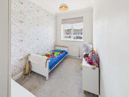 3 bedroom End of terrace house for sale in Handel Close, Basingstoke, RG22