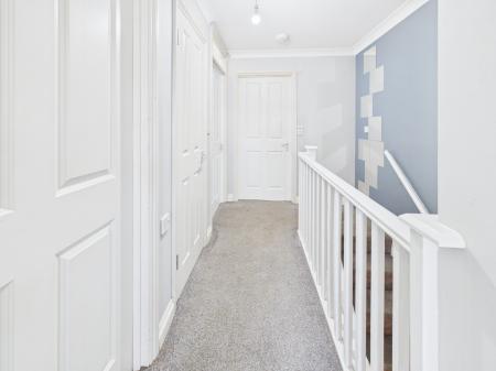3 bedroom Terraced House to let in Anderson Gardens, Tadley, RG26