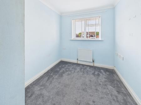 3 bedroom Terraced House to let in Anderson Gardens, Tadley, RG26