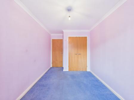 2 bedroom Flat for sale in Heath End Road, Baughurst, RG26