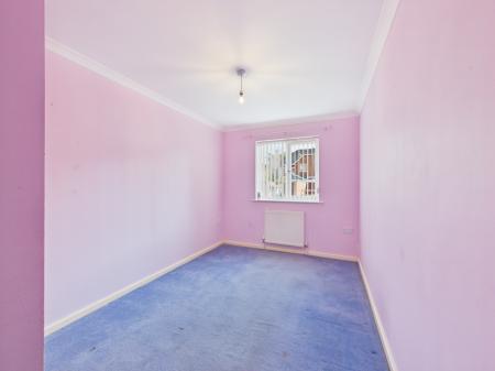 2 bedroom Flat for sale in Heath End Road, Baughurst, RG26