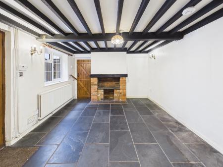 3 bedroom Detached house for sale in Winston Avenue, Tadley, RG26