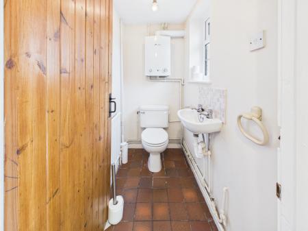 3 bedroom Detached house for sale in Winston Avenue, Tadley, RG26