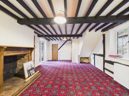 3 bedroom Detached house for sale in Winston Avenue, Tadley, RG26