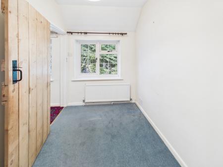 3 bedroom Detached house for sale in Winston Avenue, Tadley, RG26