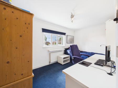 4 bedroom Semi-detached house for sale in Church Cottages, Silchester Road, Little London, RG26