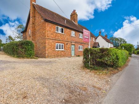 Church Cottages, Silchester Road, Little London, RG26
