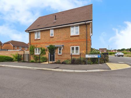 Meadowland Close, Bramley, RG26