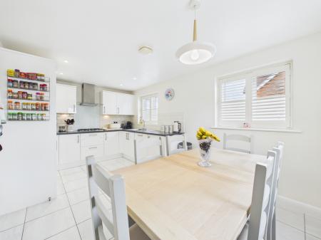 3 bedroom Semi-detached house for sale in Meadowland Close, Bramley, RG26