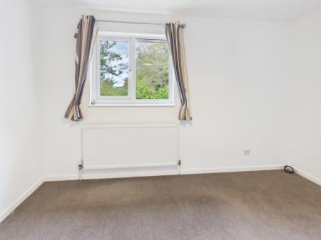 2 bedroom Terraced House to let in Titchfield Close, Tadley, RG26