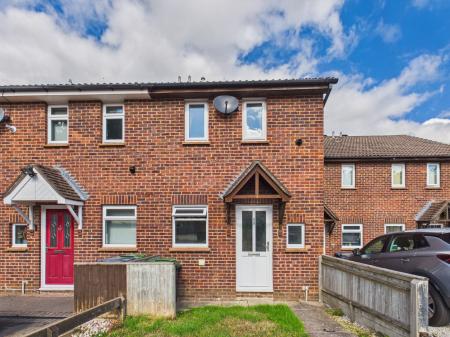 Titchfield Close, Tadley, RG26