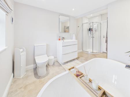 3 bedroom Semi-detached house for sale in Lane End, Bramley, RG26