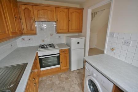 3 bedroom Terraced House to let in Crookham Close, Tadley, RG26