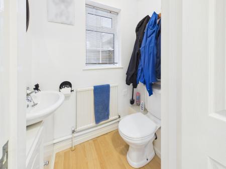 3 bedroom Detached house for sale in Ropley Close, Tadley, RG26