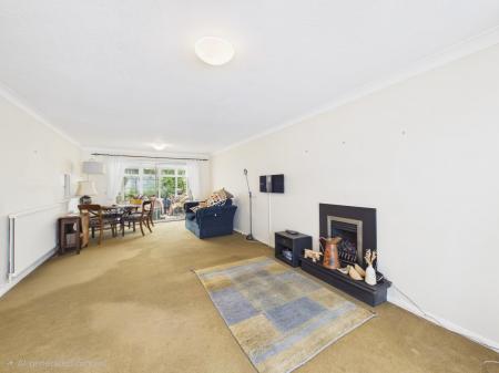 5 bedroom Detached house for sale in Sheridan Crescent, Baughurst, RG26