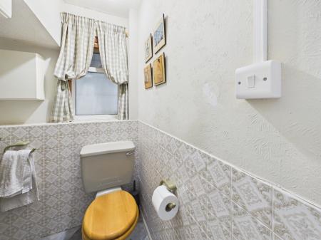 5 bedroom Detached house for sale in Sheridan Crescent, Baughurst, RG26