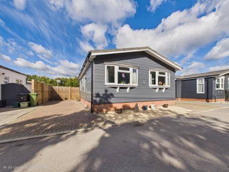 First Avenue, Aldermaston, RG7