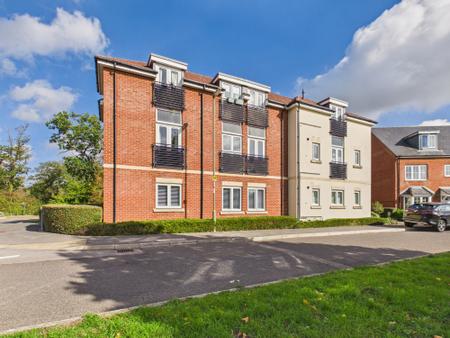 The Den, Tadley, RG26