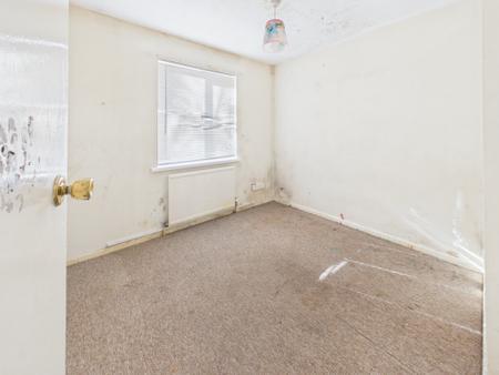 2 bedroom Ground floor maisonette for sale in Linton Close, Tadley, RG26