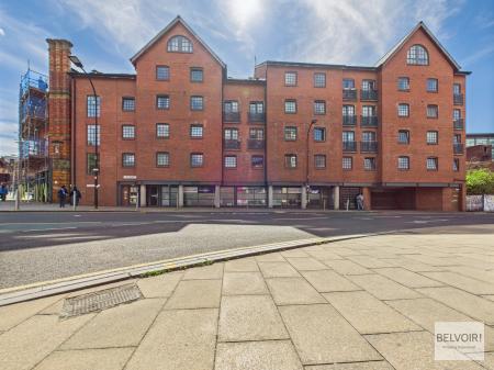 1 bedroom Apartment for sale in City Wharf, 1 Nursery Street, City Centre, Sheffield, S3