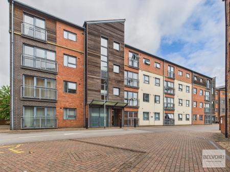 2 bedroom Apartment for sale in Rutland House, 4 Adelaide Lane, Kelham Island, Sheffield, S3