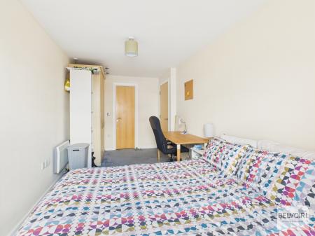 2 bedroom Apartment for sale in West Point, 58 West Street, City Centre, Sheffield, S1
