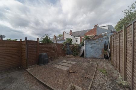 3 bedroom Terraced House to let in Derbyshire Lane, Gleadless Valley, Sheffield, S8