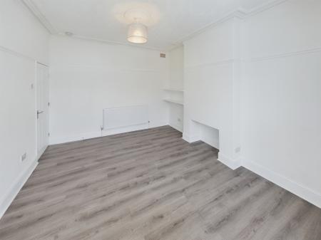 1 bedroom Ground floor flat to let in South View Road, Sharrow, Sheffield, S7