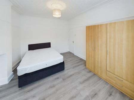 1 bedroom Ground floor flat to let in South View Road, Sharrow, Sheffield, S7