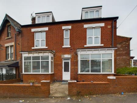 1 bedroom Ground floor flat to let in South View Road, Sharrow, Sheffield, S7